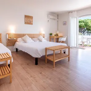 https://hotel-astor.fr-provencehotel.com