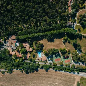 https://club-vacances-bleues-domaine-de-chateau-laval.fr-provencehotel.com